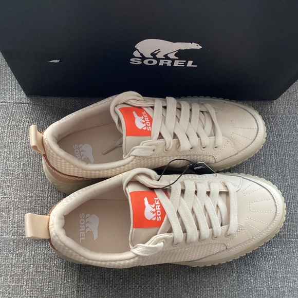 Sorel Women's Ona Ave Low-Top Sneakers, size 8.5 - Picture 3 of 12